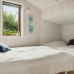 Open Spaces And Cozy Corners In Ristinge 度假居 *